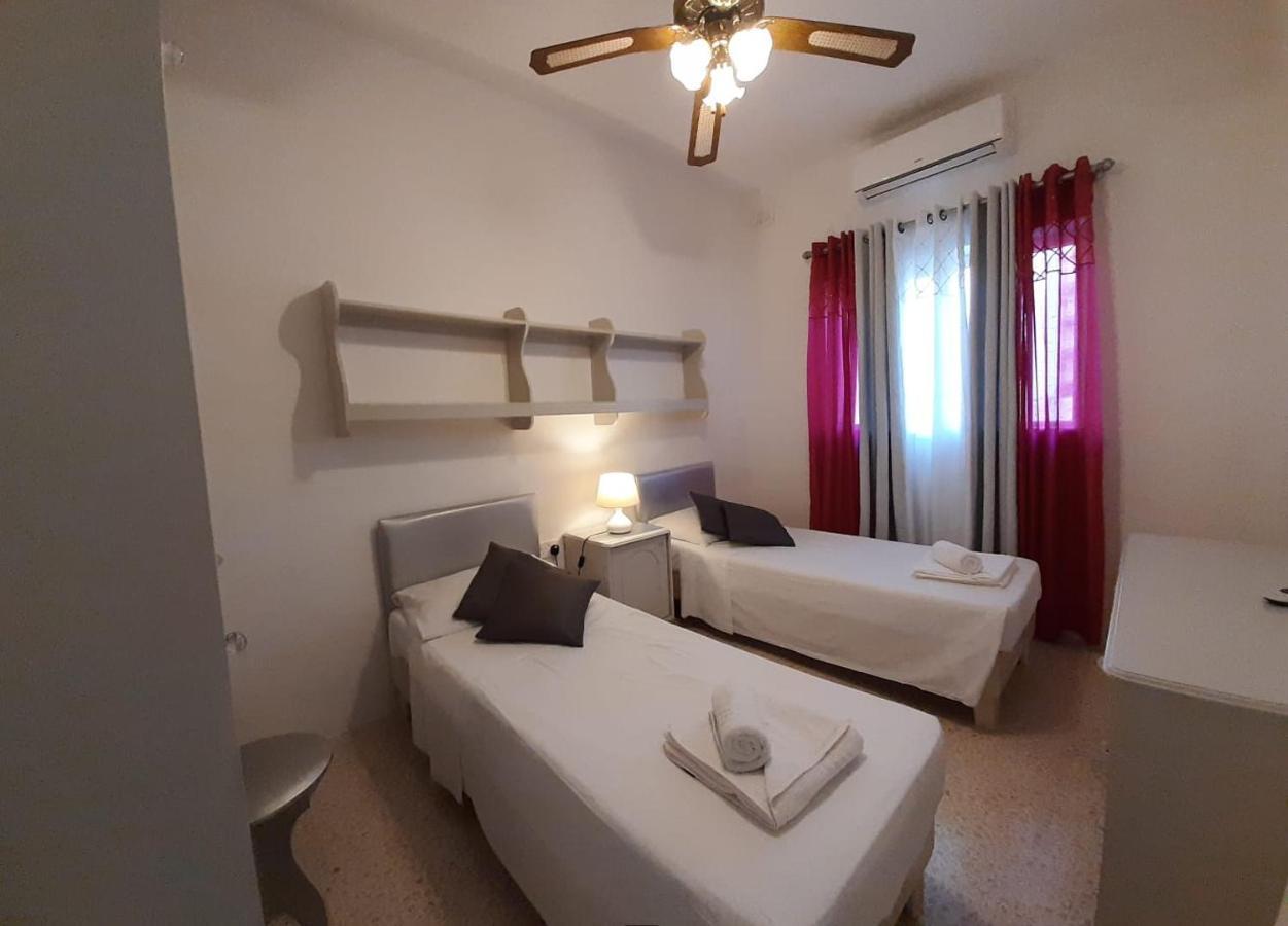 Coral Appartement St. Paul's Bay Buitenkant foto